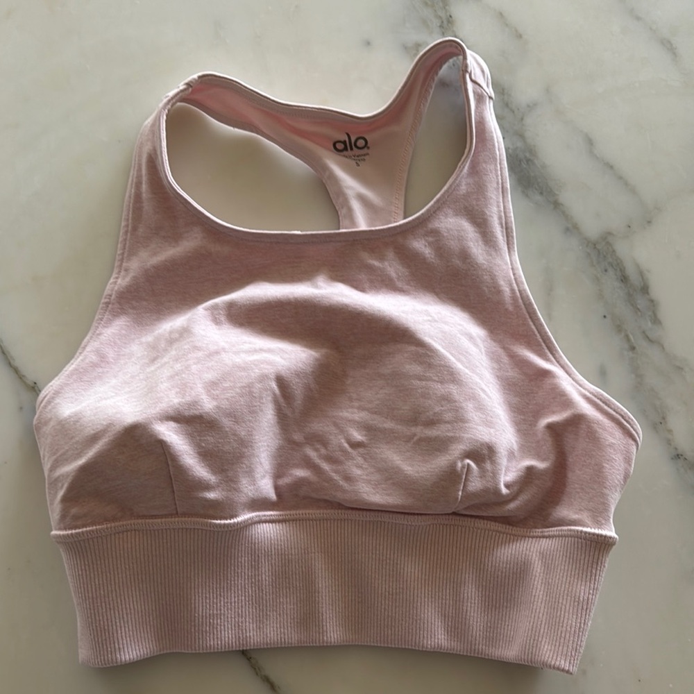 ALO Yoga Women's Pink Sports Bra